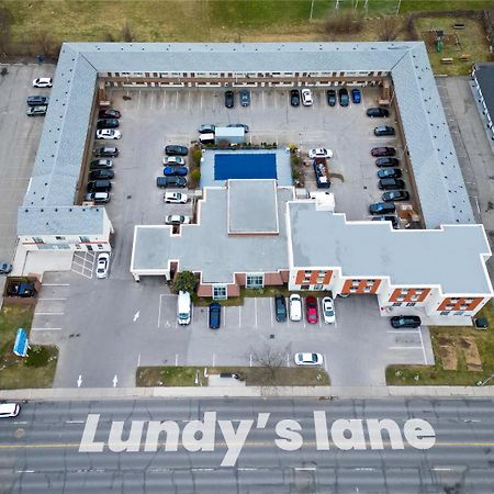 Niagara Lodge & Suites Екстер'єр фото