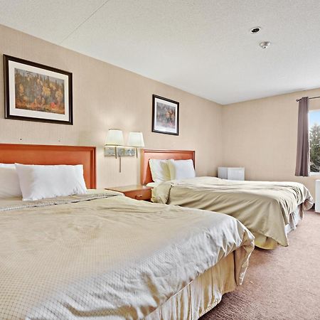 Niagara Lodge & Suites Екстер'єр фото