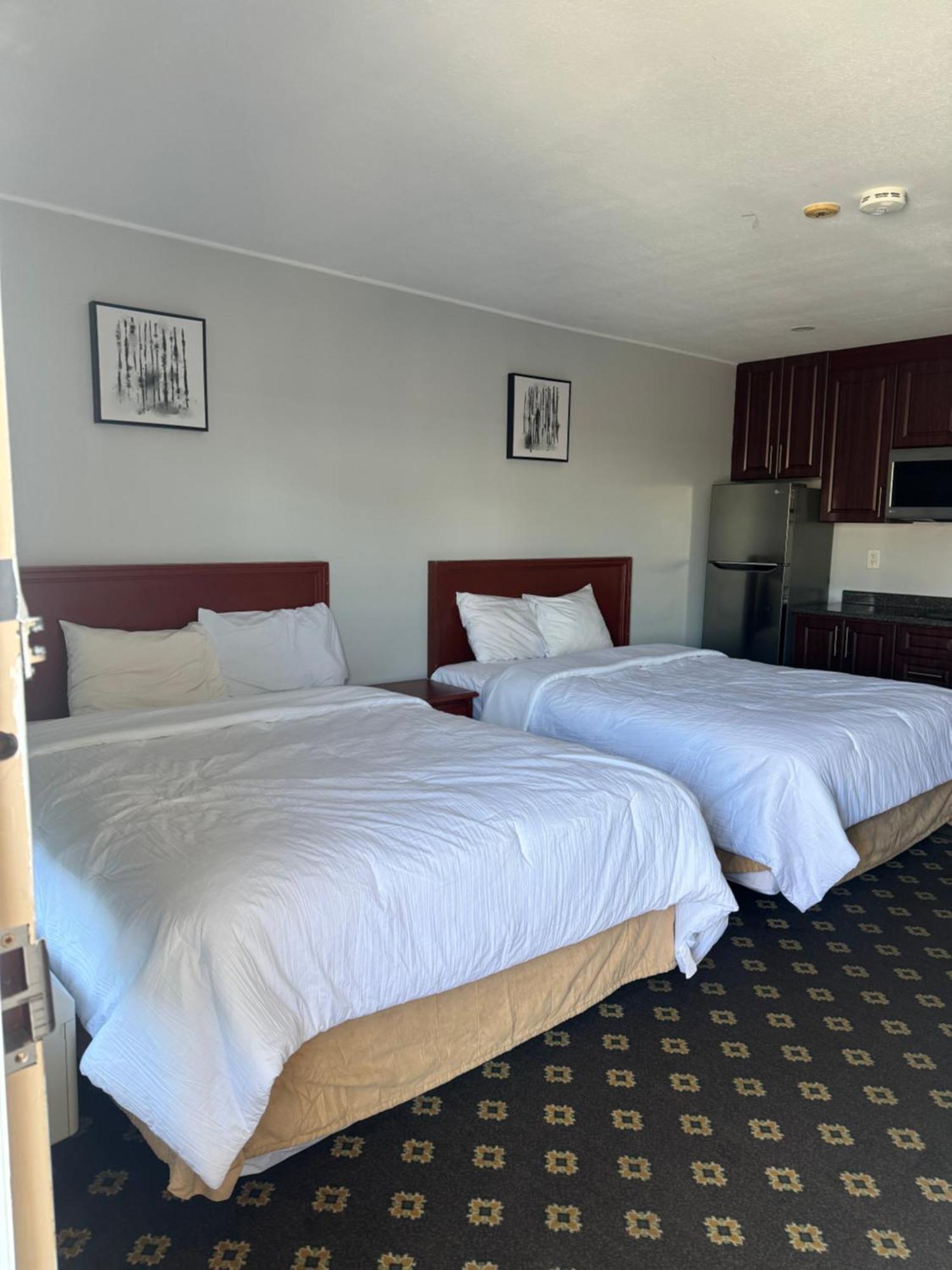 Niagara Lodge & Suites Екстер'єр фото